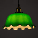 GloboStar® LIBRARY 00767 Vintage Κρεμαστό Φωτιστικό Οροφής Μονόφωτο 1 x E27 Πράσινο Γυάλινο Καμπάνα με Χρυσό Ντουί Φ26 x Υ20cm